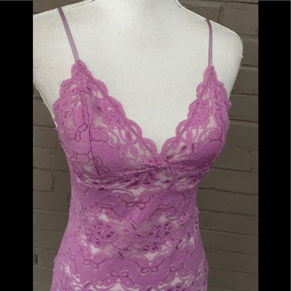Floral & Butterfly Lace Nighty S - Picture 2 of 10